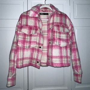 Zara Flannel Shacket - Pink and Cream Zara Jacket - Size Medium